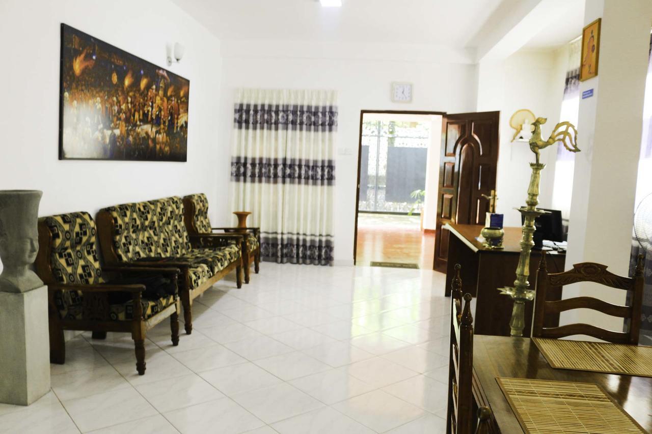 Yoho Travellers Residence Kandy Exteriér fotografie